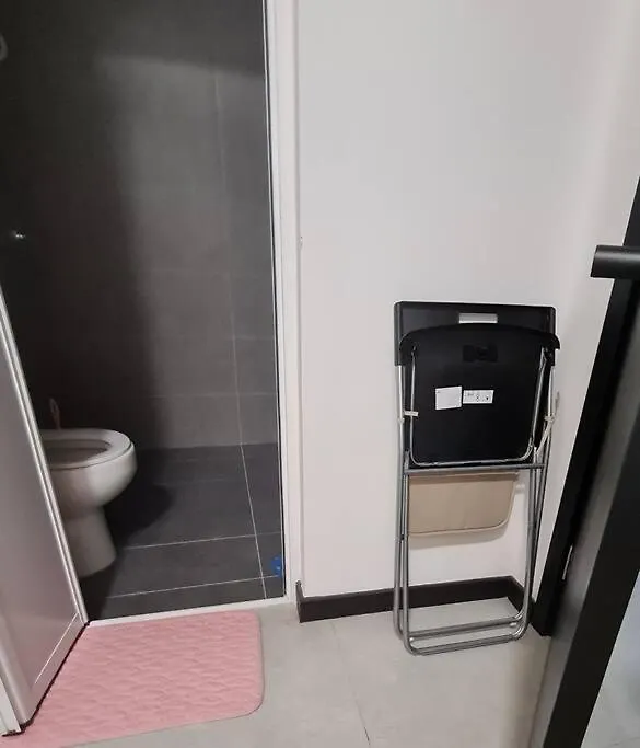 2R2B Apartment 10 Mins To Klcc Kuala Lumpur 0*,