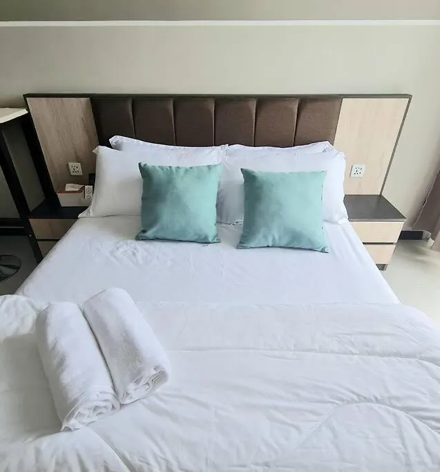 2R2B Apartment 10 Mins To Klcc Kuala Lumpur