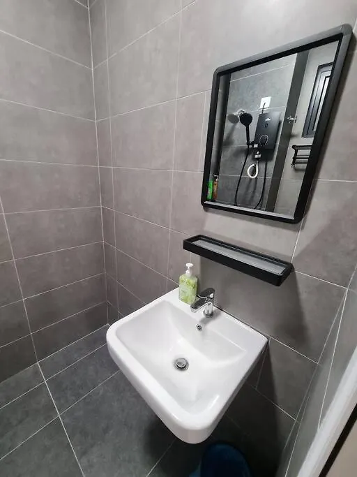 2R2B Apartment 10 Mins To Klcc Kuala Lumpur