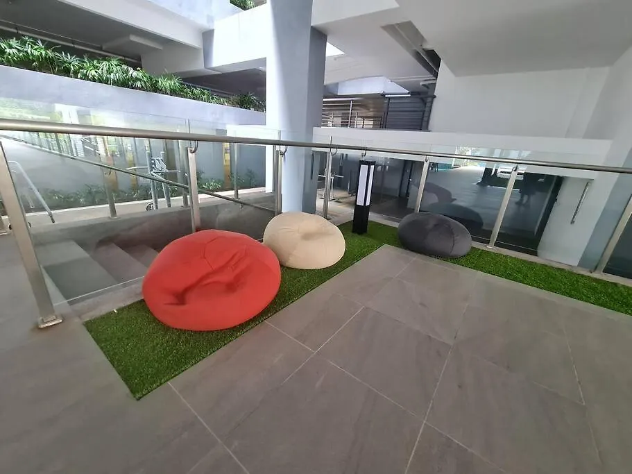 2R2B Apartment 10 Mins To Klcc Kuala Lumpur 0*,
